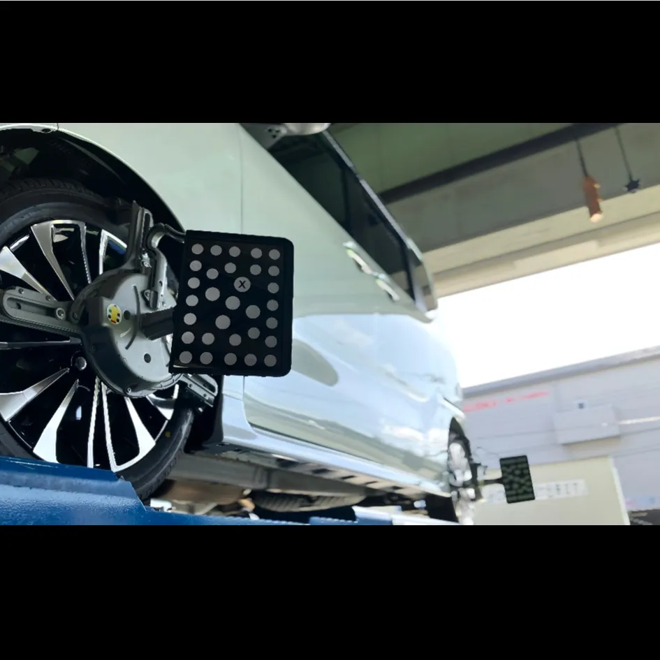 DAIHATSU / TANTO CUSTOMのアライメント